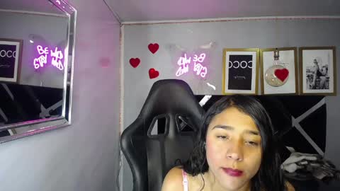 Snapshot of arimeraki_v chatting on 06/02/26, 02:57 Hi Stream 1000pm to 600am online show from 06/02/26, 02:57