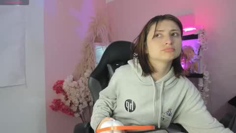 Ariel online show from 03/06/26, 12:23