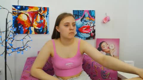 Snapshot of arinabelle chatting on 05/31/26, 06:09 arinabelle online show from 05/31/26, 06:09