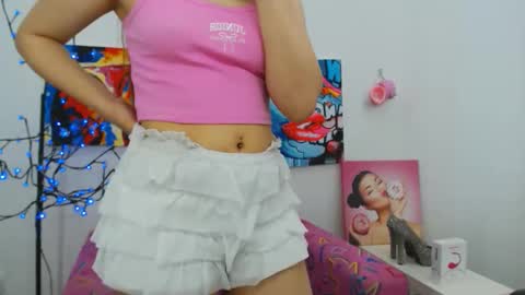 Snapshot of arinabelle chatting on 06/06/26, 04:01 arinabelle online show from 06/06/26, 04:01