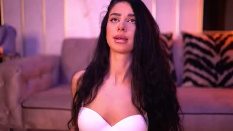 Arina online show from 10/27/25, 06:12