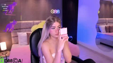 Ari  online show from 11/05/25, 12:43