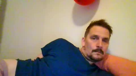 Snapshot of ariparikrigsmann chatting on 02/16/25, 04:53 ariparikrigsmann online show from 02/16/25, 04:53