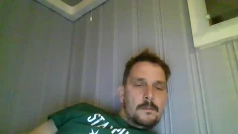Snapshot of ariparikrigsmann chatting on 12/03/25, 09:02 ariparikrigsmann online show from 12/03/25, 09:02