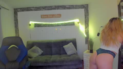 Snapshot of arisha_katy1 chatting on 03/06/25, 01:48 arisha_katy1 online show from 03/06/25, 01:48