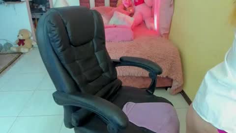 arisha_katy1 online show from 01/10/26, 09:52