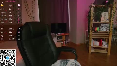 Astrid online show from 02/28/26, 04:13