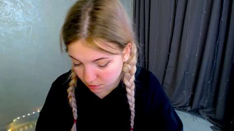 Arlana online show from 02/03/26, 01:15