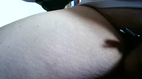 Snapshot of armandbigcock_juceswallower chatting on 03/27/26, 01:33 armandbigcock_juceswallower online show from 03/27/26, 01:33