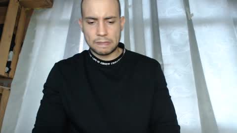 Snapshot of armando_2002 chatting on 10/03/25, 06:49 ARMANDO online show from 10/03/25, 06:49