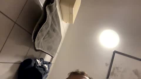 armyskater32 online show from 09/19/25, 09:26