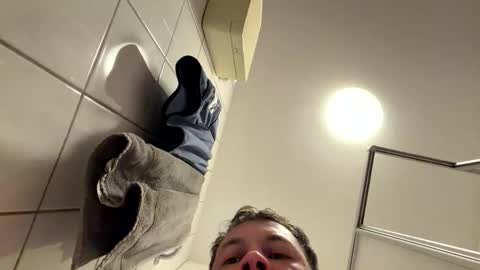 armyskater32 online show from 05/04/26, 07:54