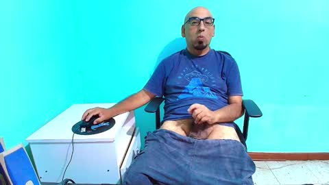 arnelux72 online show from 03/16/26, 05:44