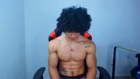 arnold black online show from 09/23/25, 12:41