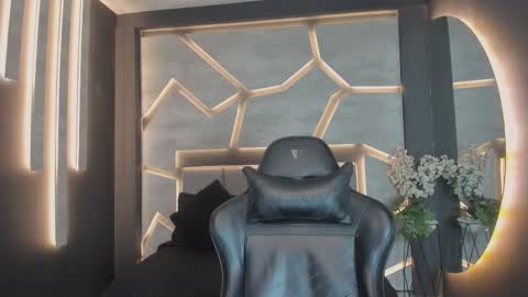 Arohom Lester online show from 11/06/25, 11:00