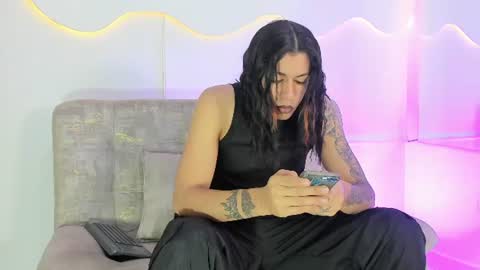Snapshot of arohomlester_ chatting on 07/16/26, 01:06 ARON online show from 07/16/26, 01:06