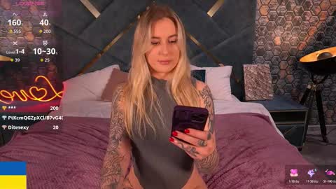 AROLINA online show from 10/28/25, 10:01