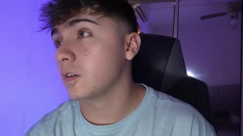 aron__cooper online show from 10/21/25, 05:24