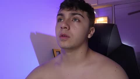 aron__cooper online show from 11/12/25, 01:17