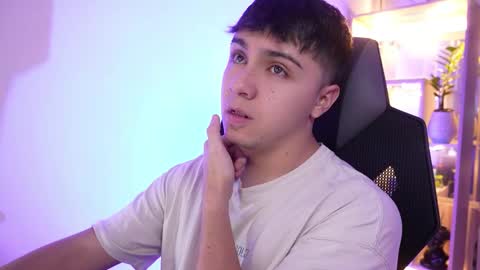 aron__cooper online show from 02/15/26, 12:18