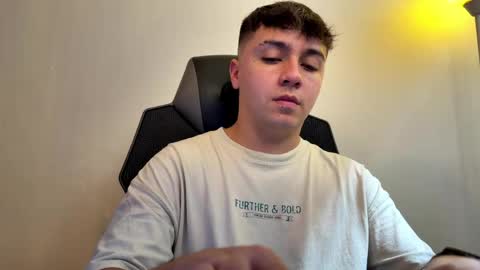 aron__cooper online show from 05/01/26, 02:10