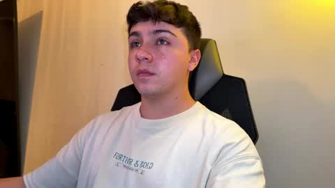 aron__cooper online show from 06/06/26, 01:49