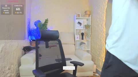 ARON BOLT online show from 01/26/25, 12:58