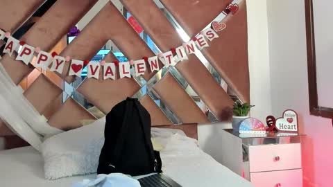 Aron cruz  online show from 02/17/26, 12:45