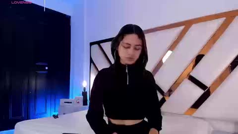 Aron cruz  online show from 03/25/26, 01:17