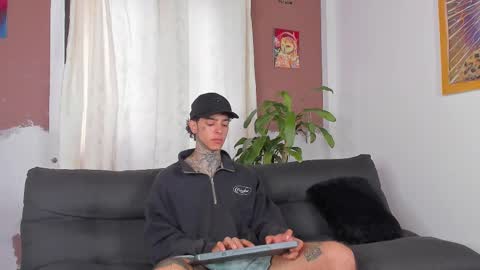 Aron ford online show from 10/03/25, 01:19