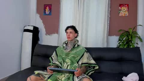 Aron ford online show from 10/05/25, 12:03