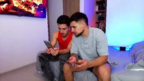 Snapshot of aron_santoro1 chatting on 07/18/26, 12:26 Aron Santoro online show from 07/18/26, 12:26