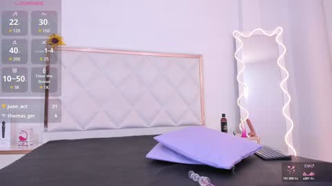 Snapshot of aron_tay chatting on 12/16/24, 06:32 your aron online show from 12/16/24, 06:32