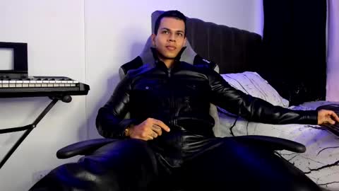 DarkMaster online show from 02/15/25, 02:33