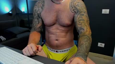 Snapshot of arongrant chatting on 06/29/26, 10:15 AronGrant online show from 06/29/26, 10:15