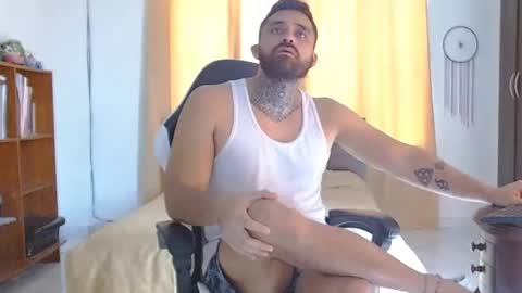 aronmiller online show from 12/19/24, 08:02