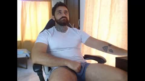 aronmiller online show from 11/15/25, 03:19