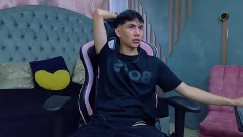 Arontawers online show from 02/25/26, 09:24