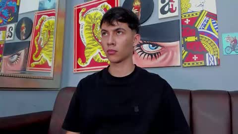 Arontawers online show from 04/11/26, 07:07