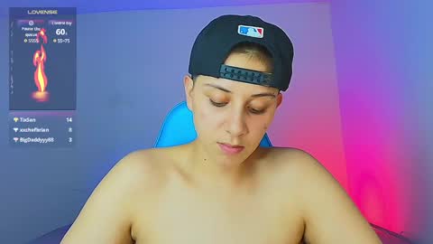 Snapshot of arontroy_wi chatting on 01/20/25, 02:01 noah and ivy online show from 01/20/25, 02:01