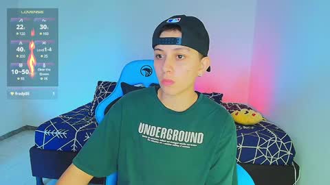 Snapshot of arontroy_wi chatting on 01/23/25, 06:14 noah and ivy online show from 01/23/25, 06:14