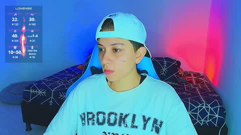 Snapshot of arontroy_wi chatting on 02/03/25, 09:41 noah and ivy online show from 02/03/25, 09:41