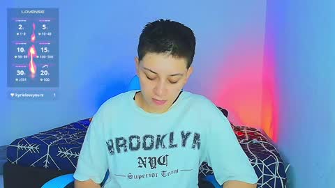 Snapshot of arontroy_wi chatting on 02/04/25, 09:07 noah and ivy online show from 02/04/25, 09:07