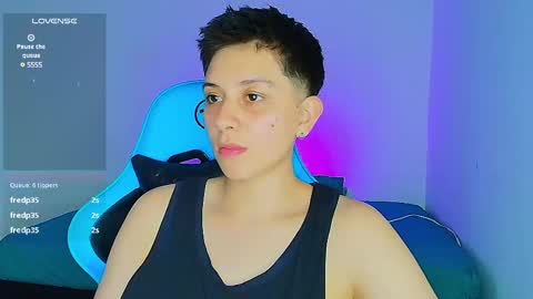 Snapshot of arontroy_wi chatting on 02/20/25, 12:19 noah and ivy online show from 02/20/25, 12:19