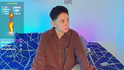 Snapshot of arontroy_wi chatting on 03/07/25, 06:00 noah and ivy online show from 03/07/25, 06:00