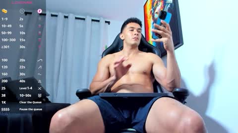   online show from 10/09/25, 01:25