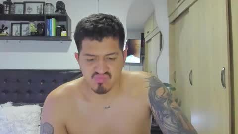 ARON  Independent model  online show from 03/12/26, 02:50