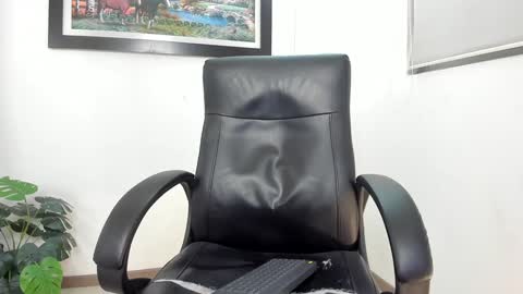   online show from 02/04/25, 02:28