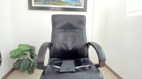   online show from 02/07/25, 07:49