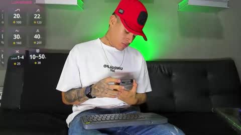 AROON HOT online show from 02/12/26, 07:42